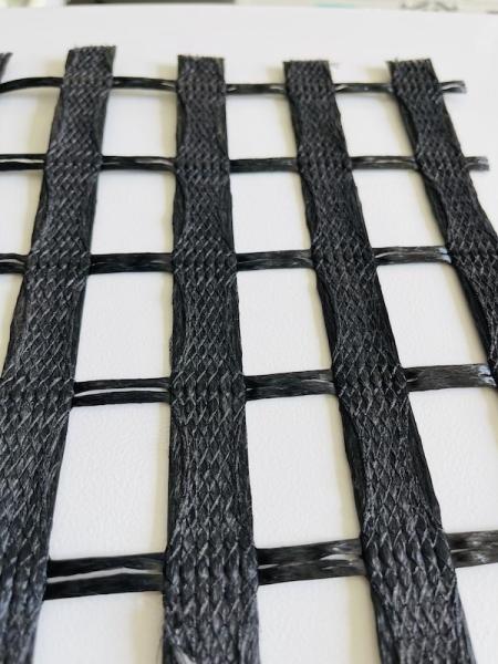 Biaxial PET Grid 300-300 Woven Coated Polyester Geogrid For Railway Foundation  Reinforcement