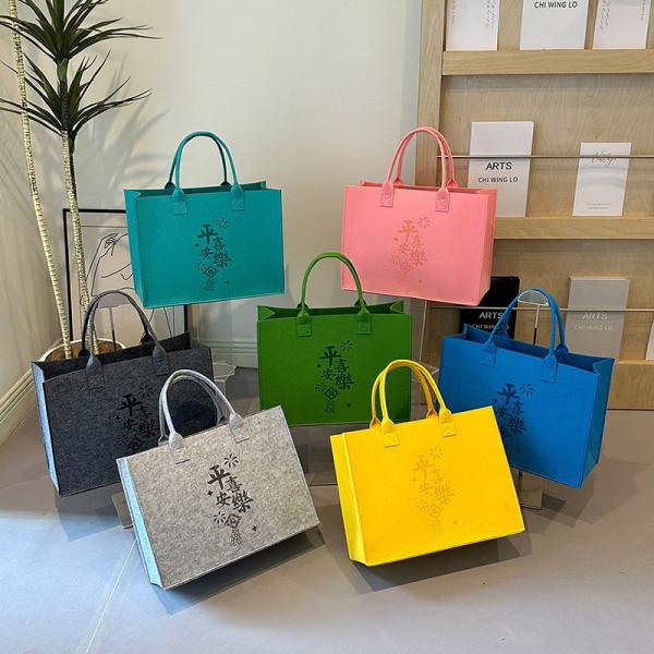 Factory Supply New Style Fashion Hand Bags Shopping Handbag Felt Customized Multi-Pocket Handbag Felt Tote Bag Eco-Friendly Cotton Felt Handle Beautiful Striped