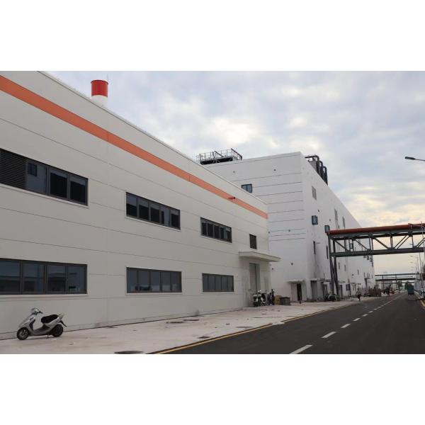 Steel Structure Warehouse with ISO 9001-2008 Certification and Custom Doors