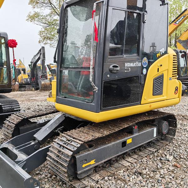 Earthmoving Used Komatsu Excavators Heavy Machine PC70-8 7T