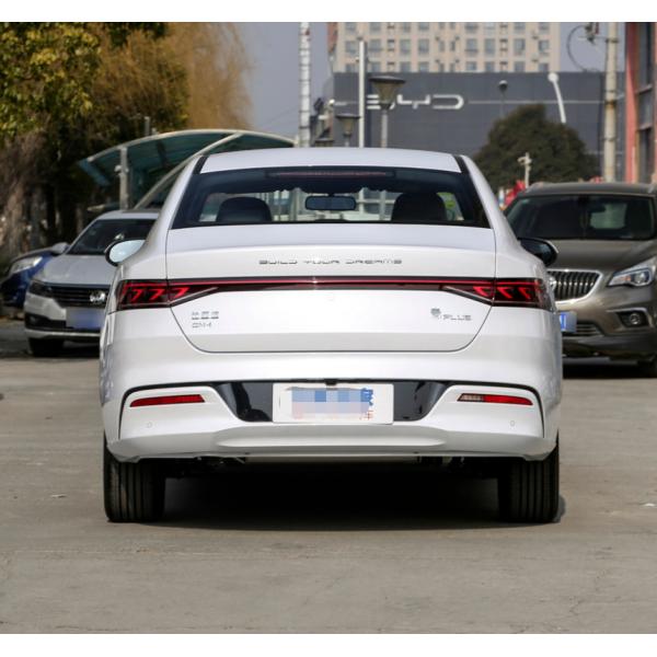 Coche híbrido enchufable modelo principal del DM-yo el 120km de la versión del campeón de BYD Qin Plus 2023