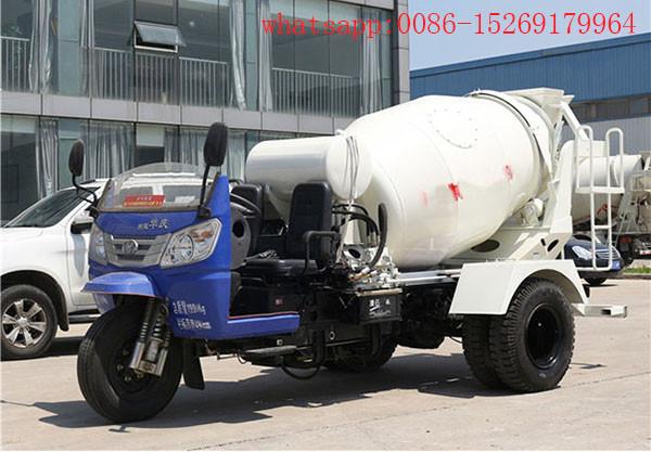 28-32hp 5 wheel 2 cubic meters small concrete mixer truck for sale