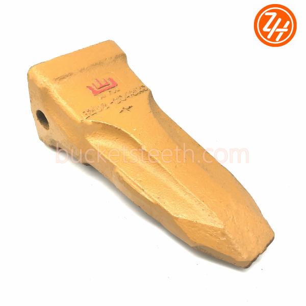 E262-3046 61N8-31310 Excavator Bucket Tooth Doosan 2713-9038