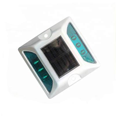 Anti Corrosion Solar Road Stud Light Flashing Green Reflective Studs