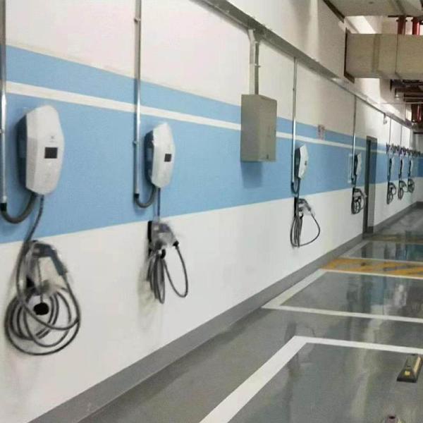 Three Phase 21kW Fast AC Car Floor Mounted EV Charger 4.3 Inch LCD Screen