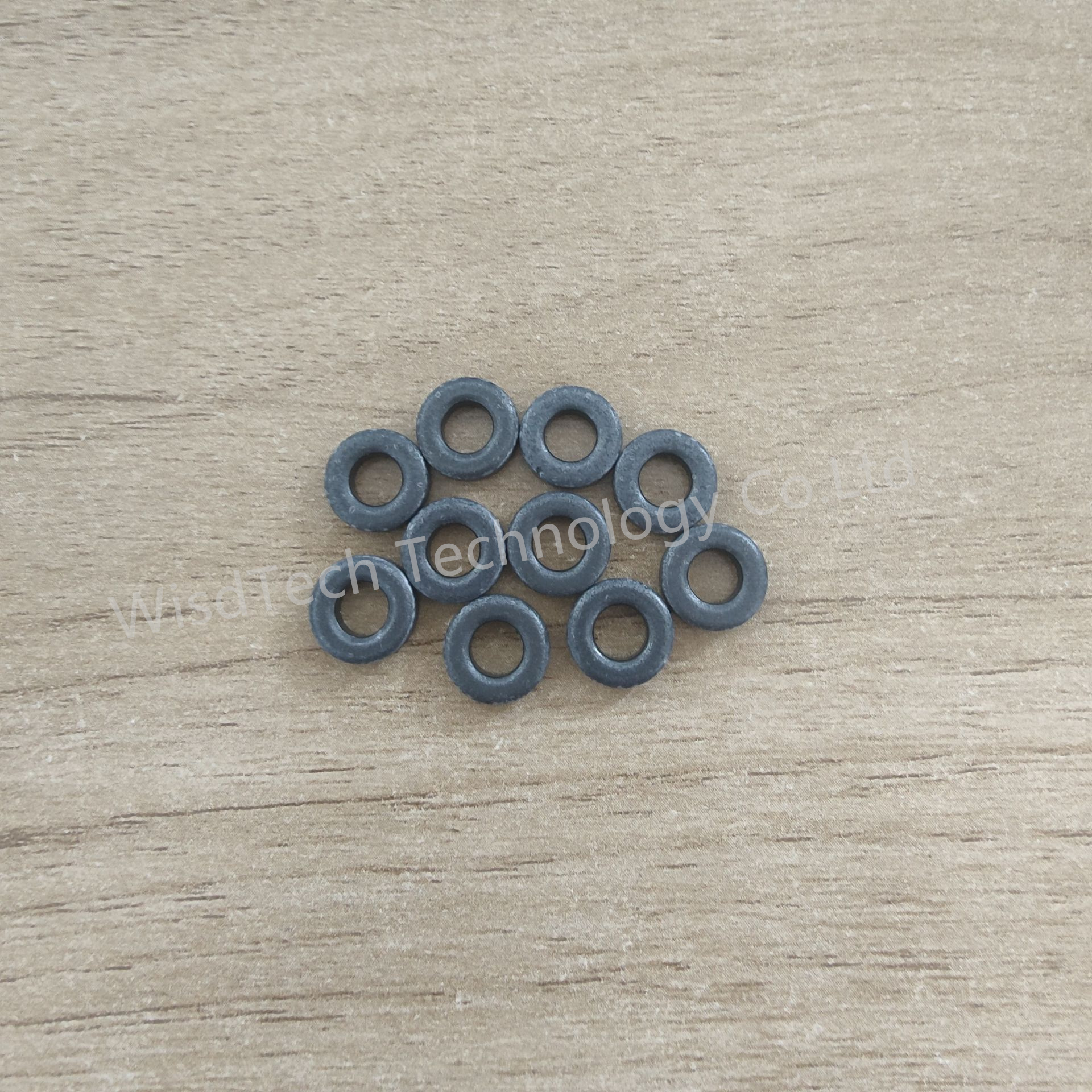 YW41003TC ФЕРРИТНОЕ ЯДРО TOROID 4.392UH W RF Индукторы