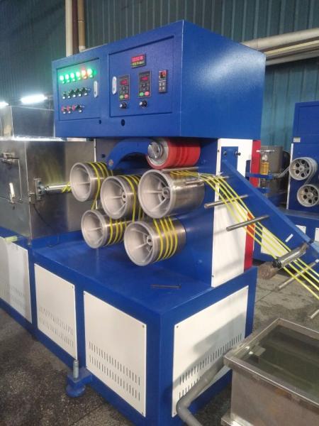 Máquina de Fabricação de Rolos de Fios de Plástico de PP de Parafuso Único 110 mm