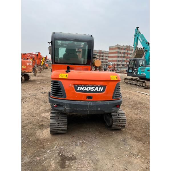 Вторая рука экскаватор DOOSAN DX60 и энергосбережение для дробления использованных ручных экскаваторов