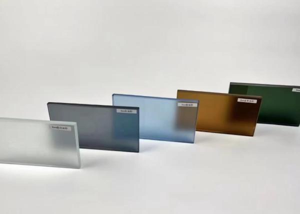 Low-Iron Satin Acid Etched Glass For Architecture