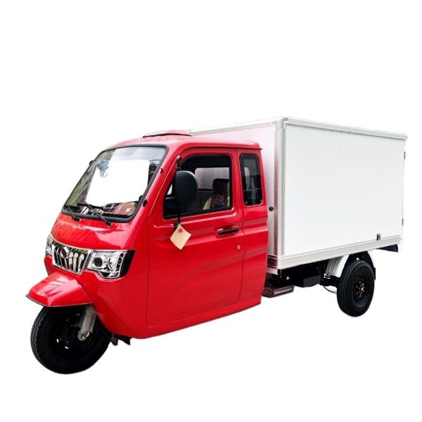 Max Corps rouge DAYANG 800cc Moteur à eau Trois roues Cargo Tricycle Power Battery Cool