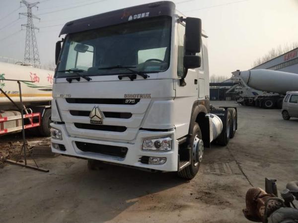 40 Ton Used Tractor Trucks , Sinotruk Howo Tractor Truck 6x4