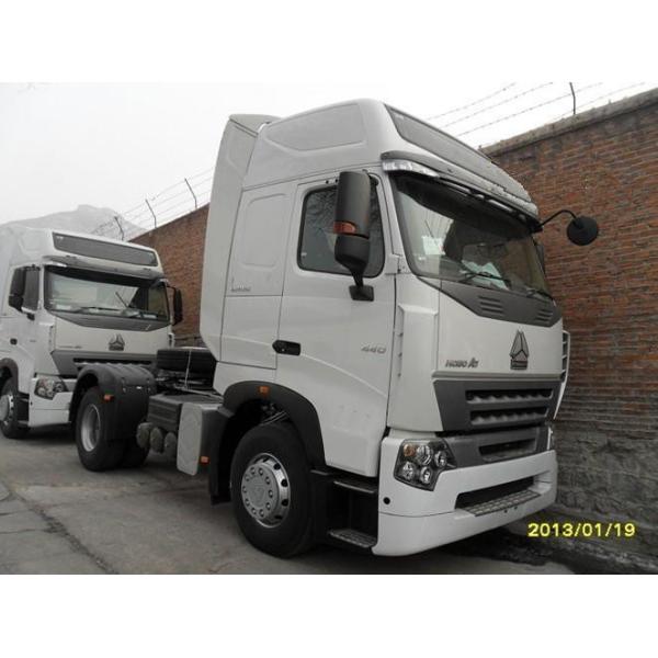 Big Loading Capacity Prime Mover Truck SINOTRUK HOWO RHD 4X2 Euro2 290HP ZZ4187M3511W