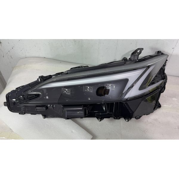 2024 Model  Es Headlight Low End Left Side Headlight IP67 Part number: 81185–33M80