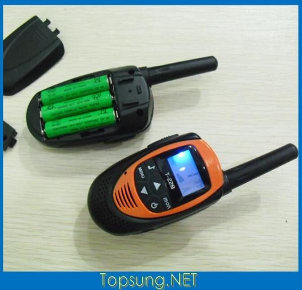 T228 mini portable radio kids walkie talkies