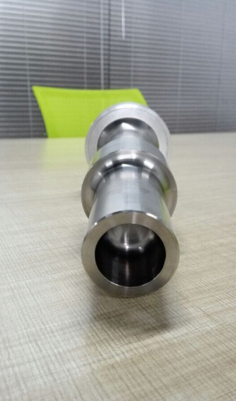 Integrated Ultrasonic Booster And Ultrasonic Welding Horn For Welding And Cutting Machine