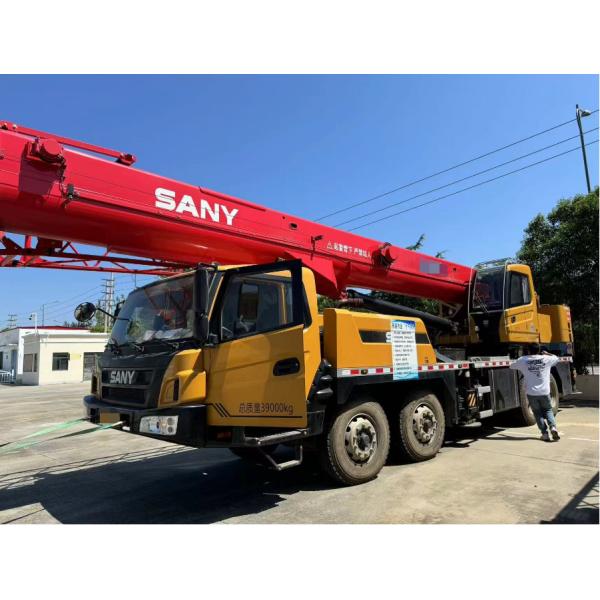 RED Color 2023 SANY STC500E Used Truck Crane 50T Fully Hydraulic Lifting Machinery