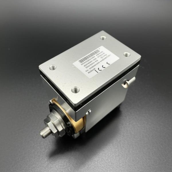 Excavator Hydraulic Pump Flow Controller 12/24VDC YT24S00001F1