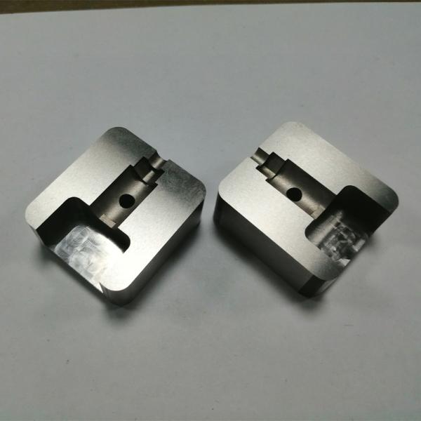 Square Side Locating Block with High Frequency Heat Treatment 55-58HRC Hardness and ±0.002mm Tolerance for Precision Moulds