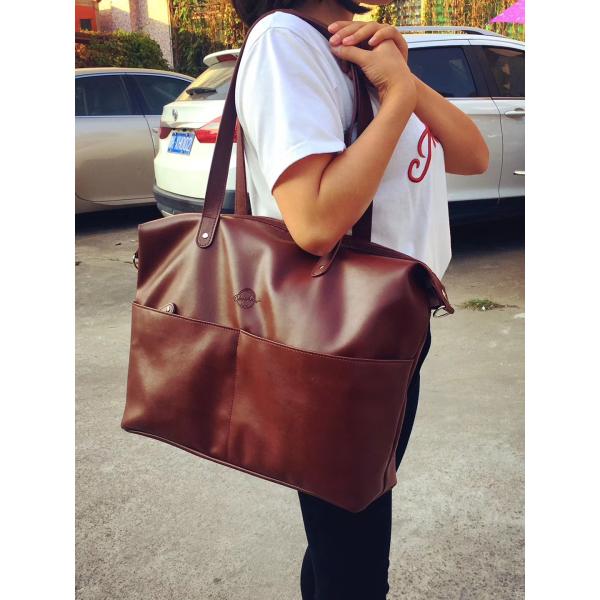 Neutral PU Leather Baby Changing Bag , Messenger Diaper Bag 18