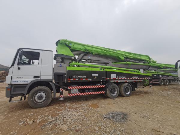 2012 Zml 47m Concrete Pump on Benz Truck Concrete Boom Pump for Heavy Equipment Needs