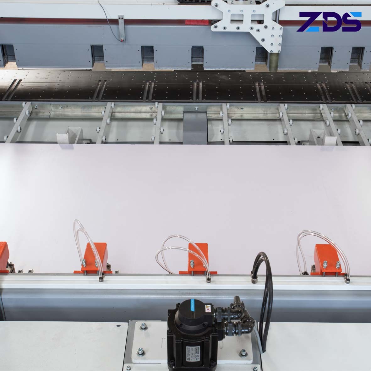Изготовленная на заказ панель CNC доски бакелита увидела машину с планетарным редуктором