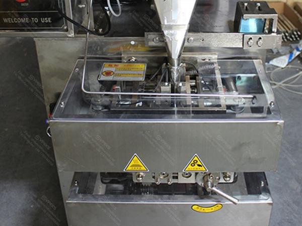 Vertical Form Fill Seal Machine Powder Filling Machine 10g To 5000g