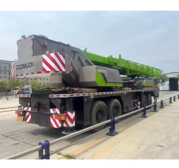 Zoomlion ZTC700V Mobile Used Crane Truck 70 Ton Lifting Machinery High Efficiency