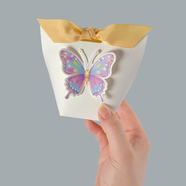Elegant European Wedding Favor Box with Floral Lace and 3D Butterfly