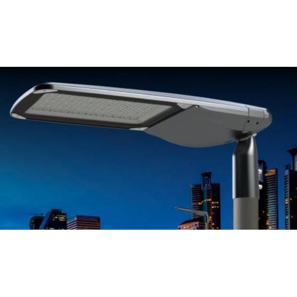 La lumière SOLAIRE a mené la compensation de température économisante d'énergie