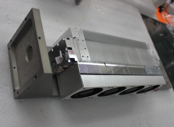 Long operating time,strong distinct results,multiple functions, Fractional CO2 Laser Machine
