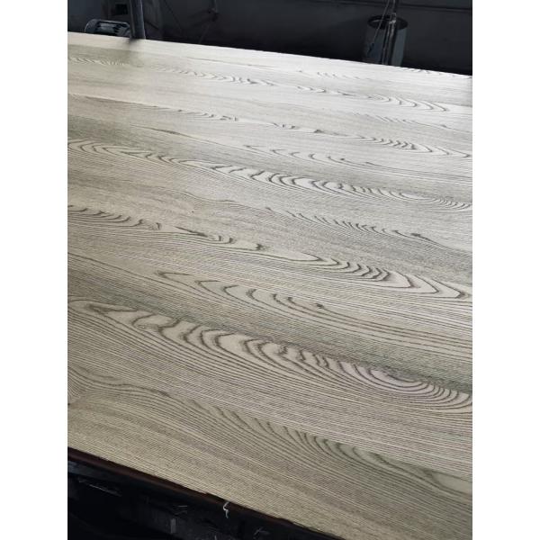 Hoja de chapa de carilla de coronilla de olmo natural cortada y teñida para madera contrachapada