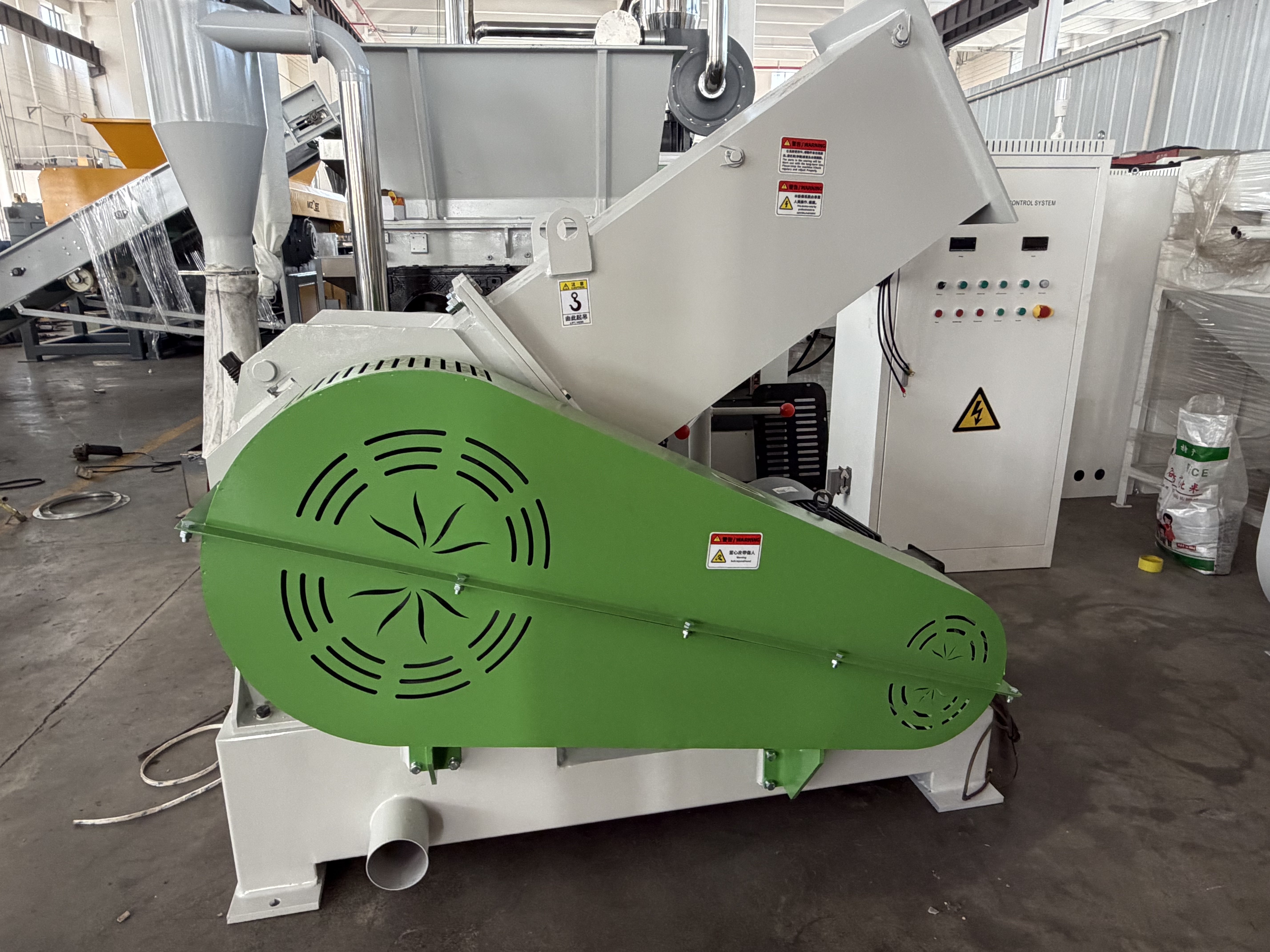 SWP-500 Waste Pipe and Profile High Efficient Crusher For Plastic Recycling