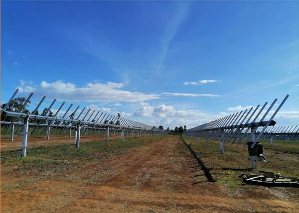 Galvanized Steel Solar Sun Tracker Solar Panel Single Independent Axis Solar Tracker