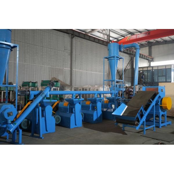 High Precision Rubber Powder Pulverizer / Crumb Rubber Grinder / Waste Tyre Recycling Machine for Fine Powder Making