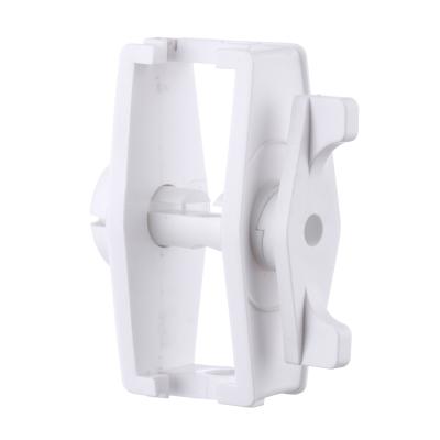 PP 8mm Wire 24mm Tape Inline Tensioner Impact Resistant Electric Fence Insulators with white color