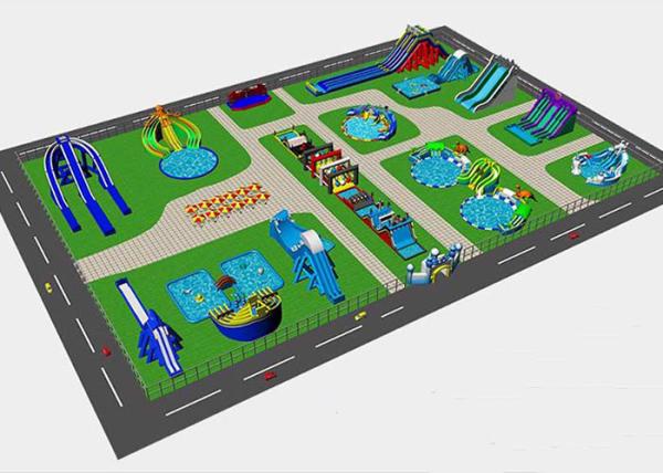 Água inflável comercial do recurso com o parque com corrediça com a associação na terra à terra