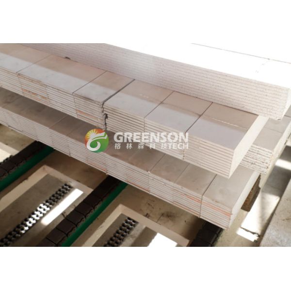 Industrial High Efficiency Plasterboard Strip Cutter For Dust Free Cutting And 100mm Wide Slats Production