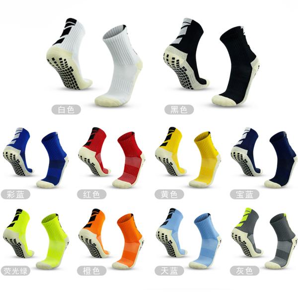 Versatile Flexible Soccer Grip Socks Quick Dry Mens Football Grip Socks