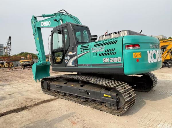 Used Kobelco SK200 Excavator 150HP for Construction Mining