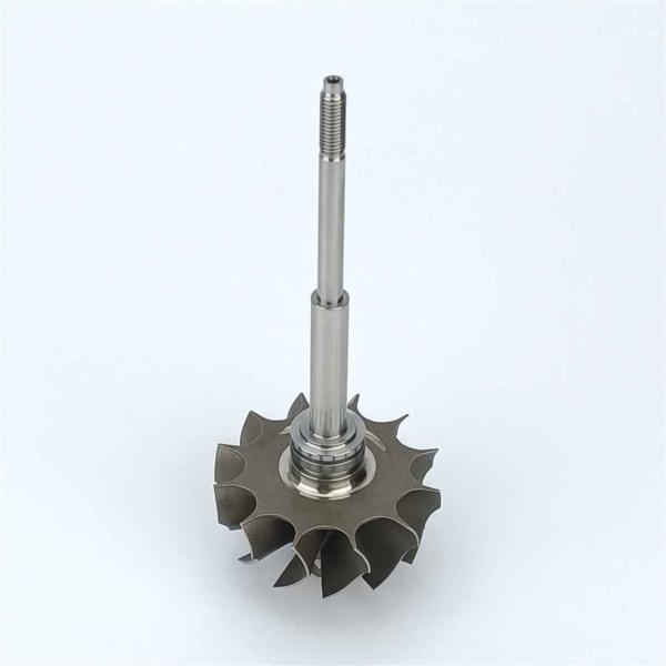 Le moteur est équipé d'un moteur à commande numérique, qui est équipé d'un moteur de commande numérique.