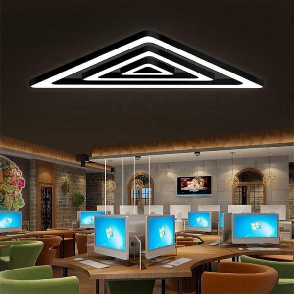 Черные гальванизированные света СИД линейные, OEM треугольника промышленный линейный привесной освещая