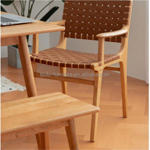 Hotel Nordic Design Solid Ash Wood Horse Saddle Leather Woven Seat Stackable Dining Chair for Modern Cafe and Restaurant
