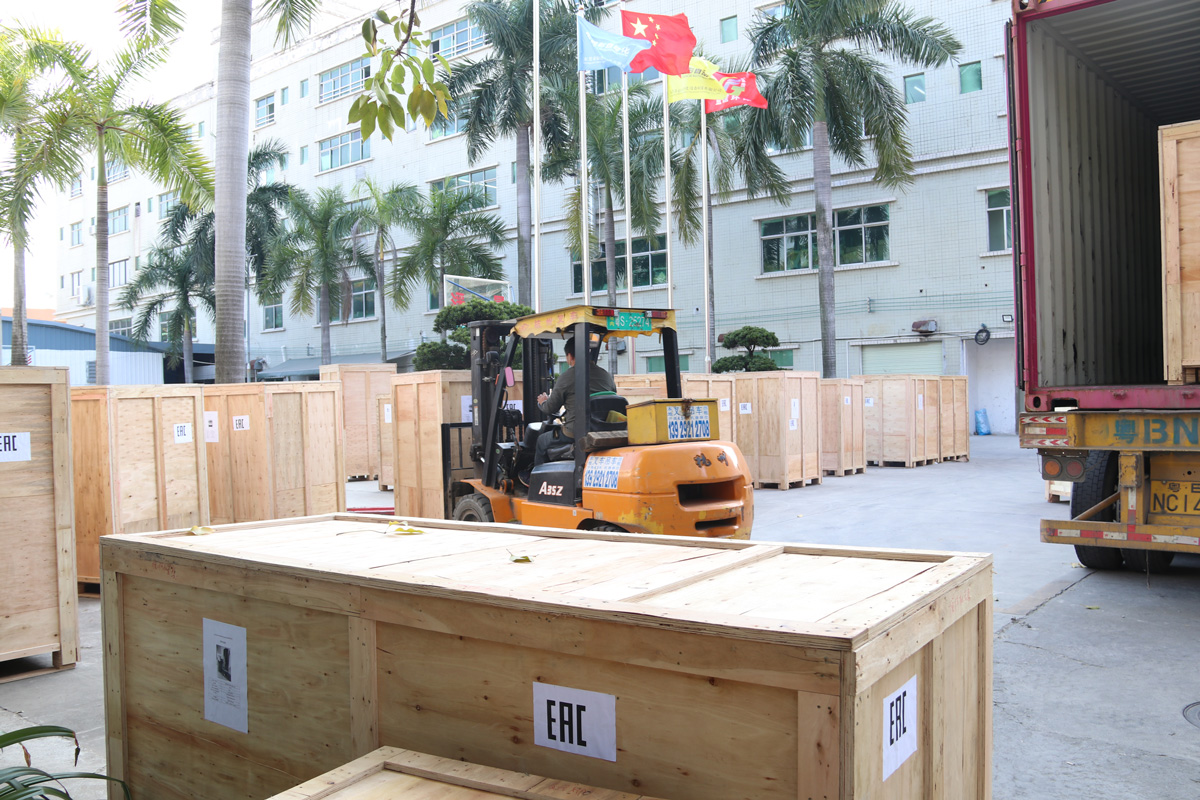 High Speed Automatic Base Material Dispensing Machine for PVC Label Outsole Slipper Upper