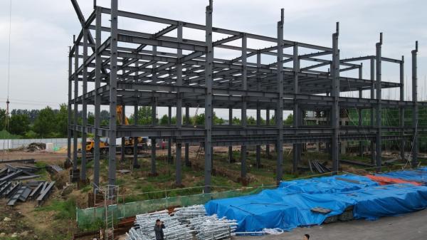 3-5 Storeys Prefabricated Steel Frame Warehouse Offices Shopping Mall Commercial Buildings
