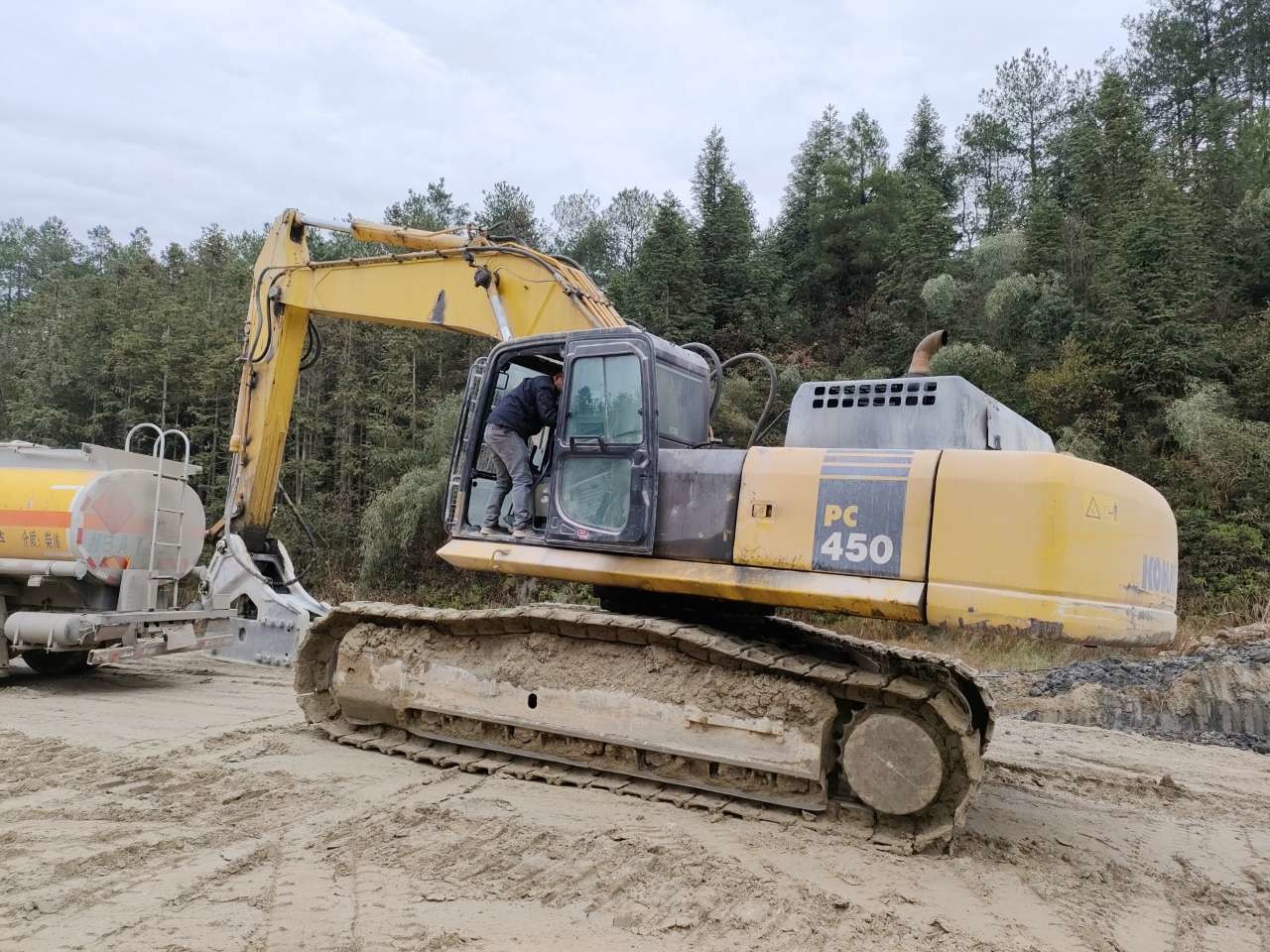Японский оригинальный Komatsu 450-8 45 тонн строительная техника использованный экскаватор