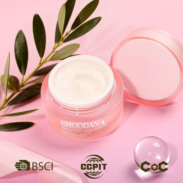 OEM ODM Vegano orgánico Triple Colágeno Empresa de reparación Crema facial humectante para piel seca hidratante profunda mantequilla de karité retinol