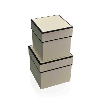 OEM Welcome Round Flower Hat Box Set Of Two With Black Rim