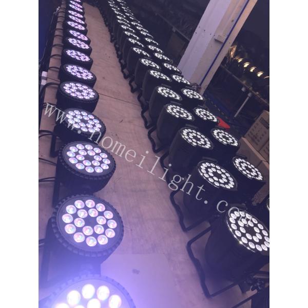 18pcs 4 em 1 Led Bar Stage Luz interior Zoom Par Para clube noturno Luz de casamento Uplight Par Can