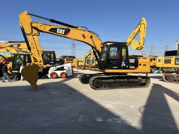 Used Caterpillar 323D Hydraulic Crawler Excavator 23.5t Shanghai