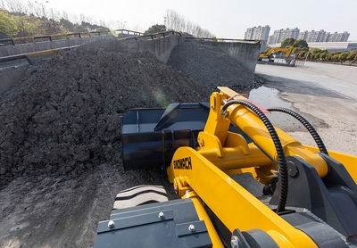 Строительный передний колесный погрузчик ZL50T